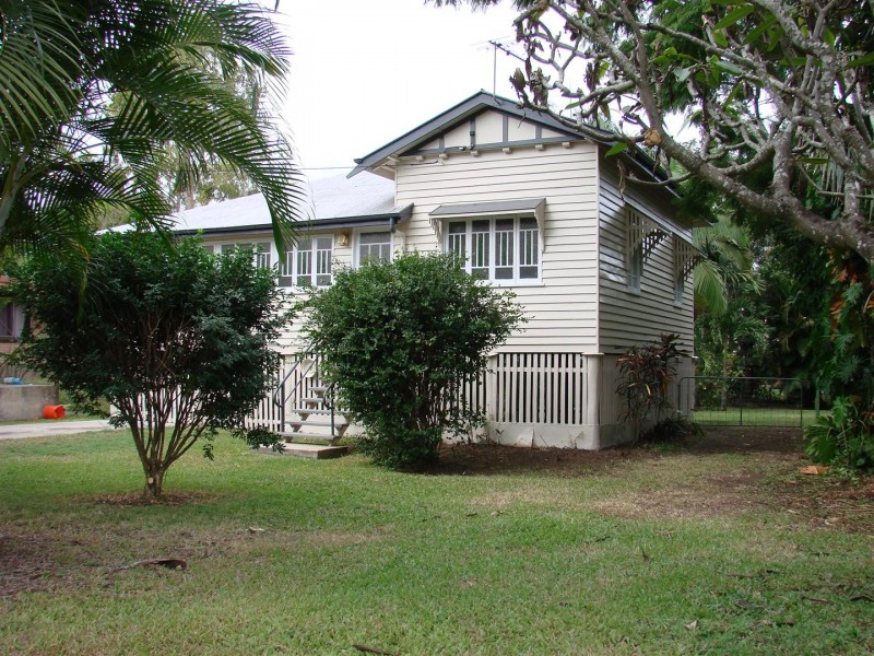 74 Lucas Street, Berserker QLD 4701