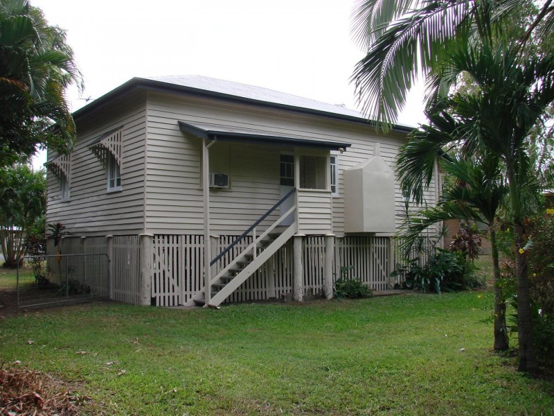 74 Lucas Street, Berserker QLD 4701