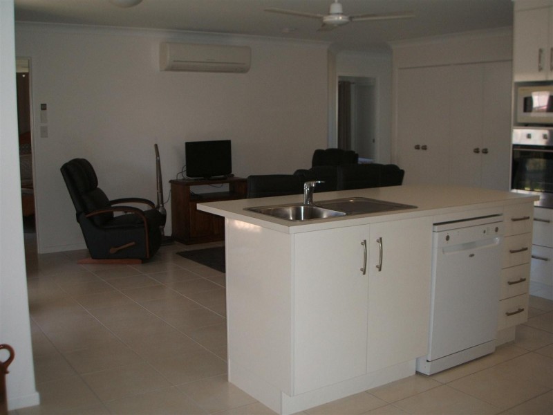 36 Broadhurst Drive, Gracemere QLD 4702
