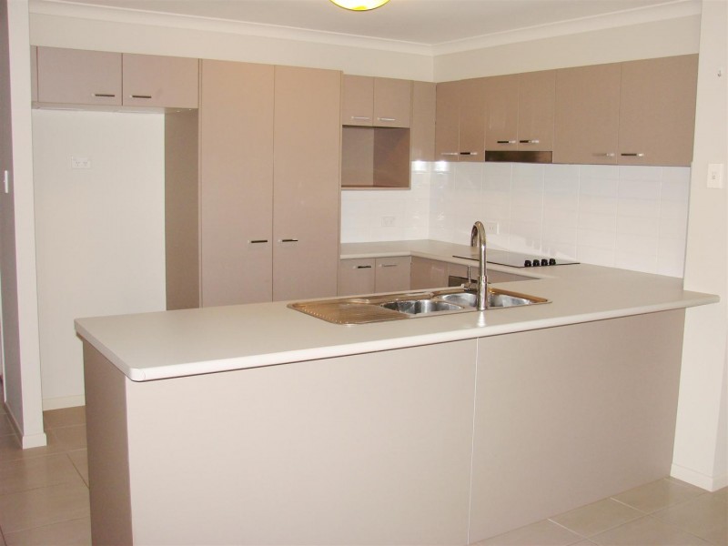 65 Burke and Wills Drive, Gracemere QLD 4702