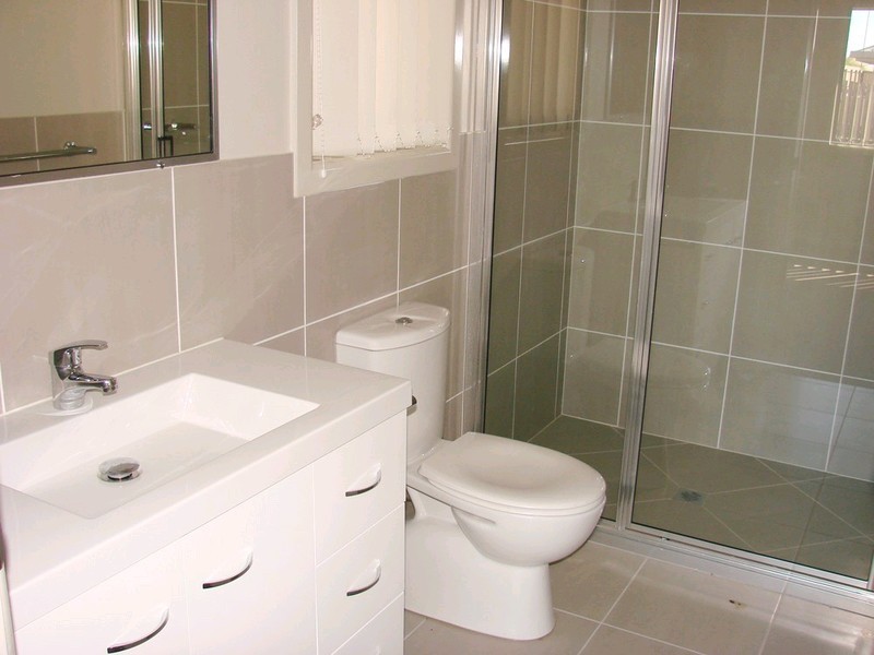 65 Burke and Wills Drive, Gracemere QLD 4702