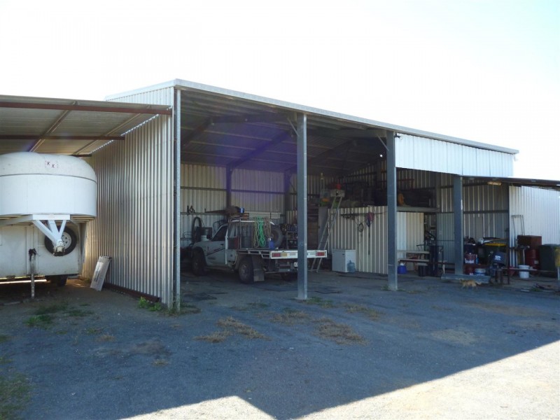 46 Hughes Road, Alton Downs QLD 4702