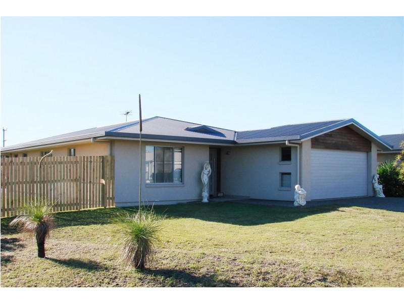 1 Maree Crescent, Gracemere QLD 4702
