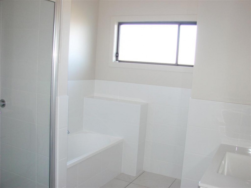 12 Conway Court, Gracemere QLD 4702