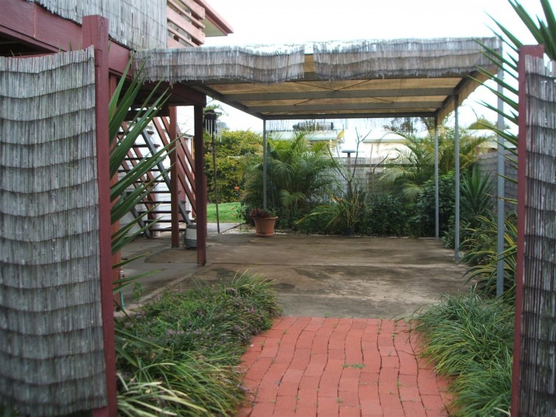 2 Rosewood Avenue, Gracemere QLD 4702
