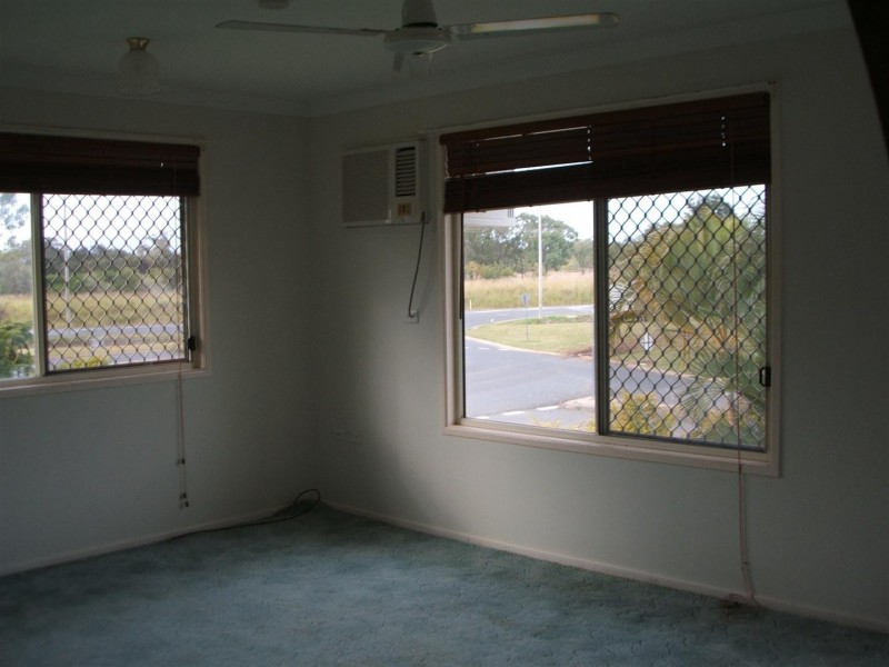 2 Rosewood Avenue, Gracemere QLD 4702