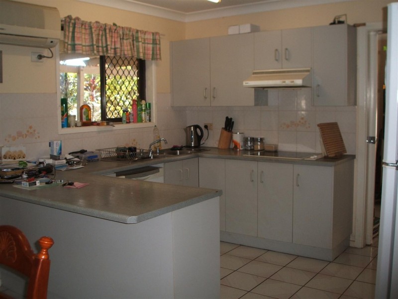 42 Cowan Street, Gracemere QLD 4702