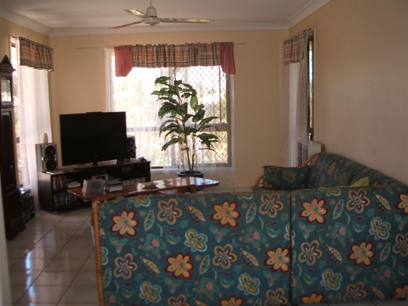 42 Cowan Street, Gracemere QLD 4702