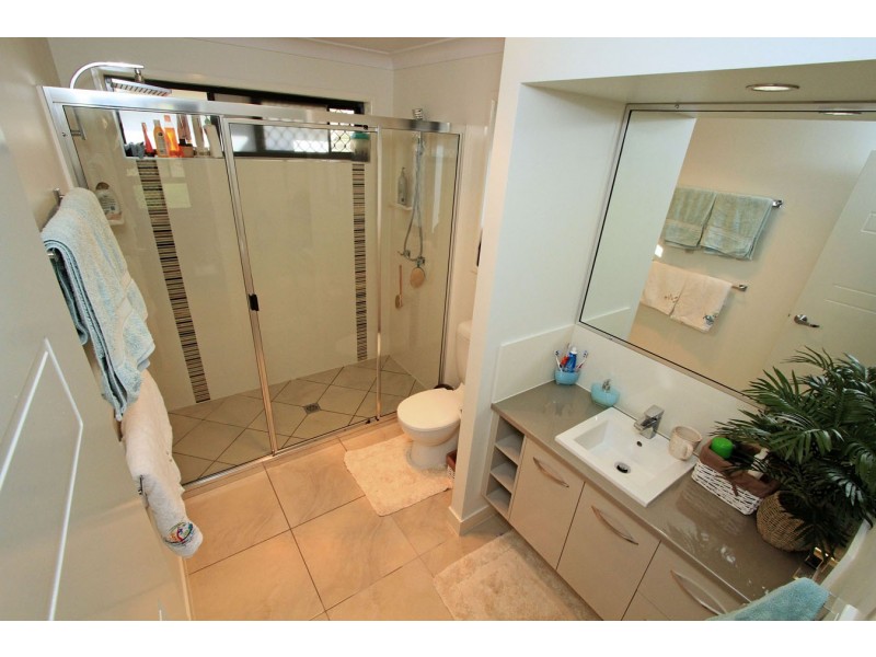 14 Freeman Court, Gracemere QLD 4702