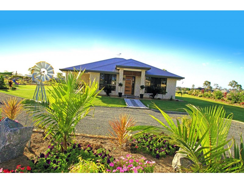 14 Freeman Court, Gracemere QLD 4702