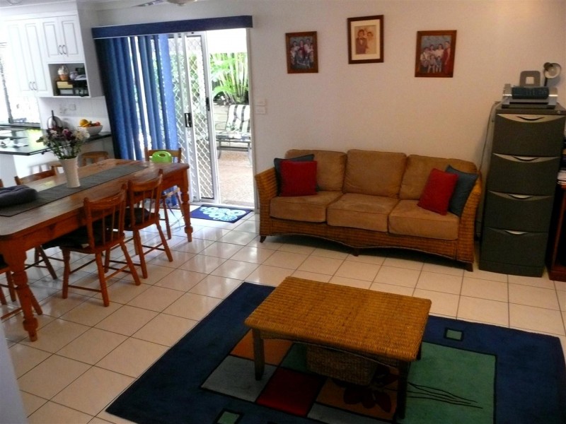 64 Davison Street, Gracemere QLD 4702