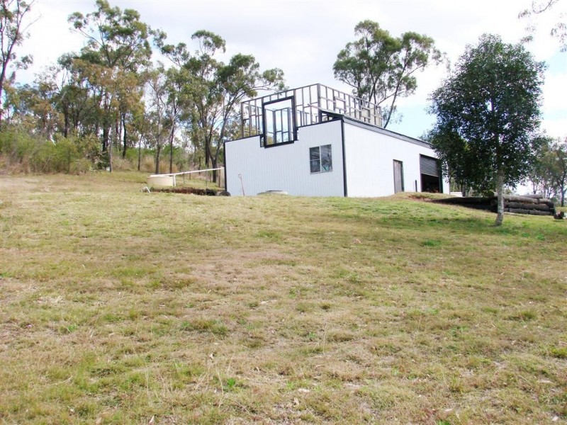 12 Whitely Street, Mount Morgan QLD 4714