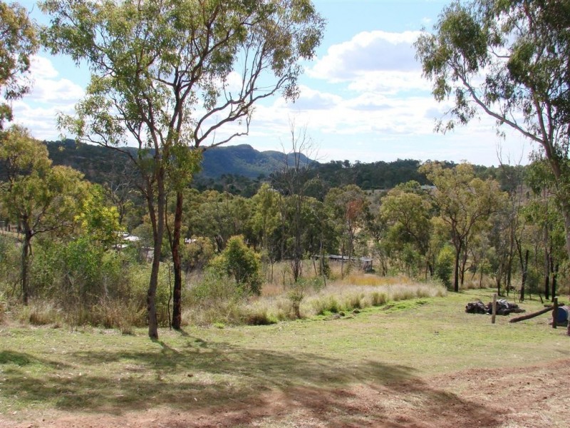 12 Whitely Street, Mount Morgan QLD 4714