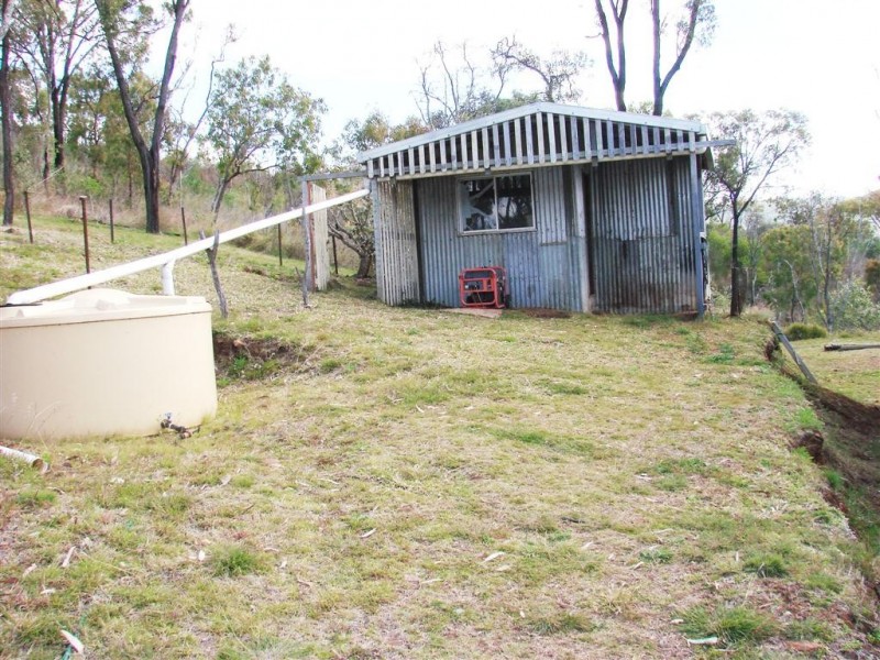 12 Whitely Street, Mount Morgan QLD 4714