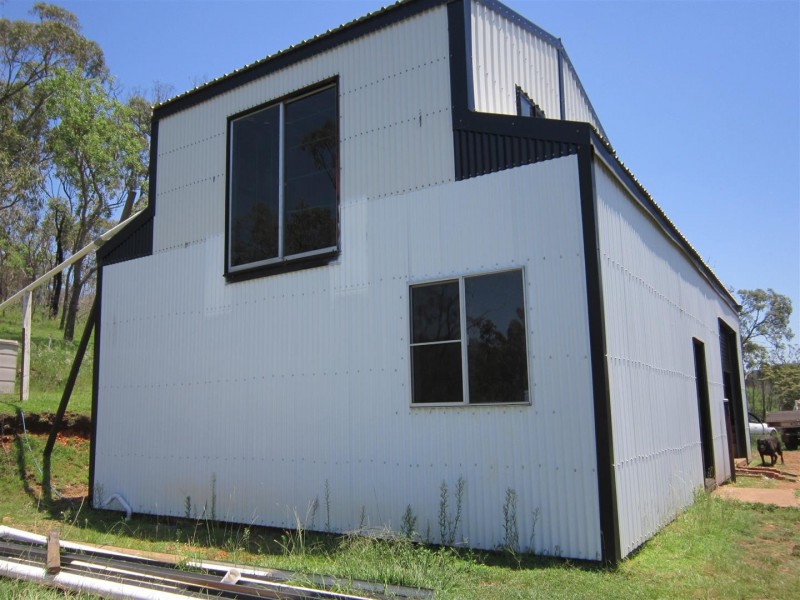 12 Whitely Street, Mount Morgan QLD 4714