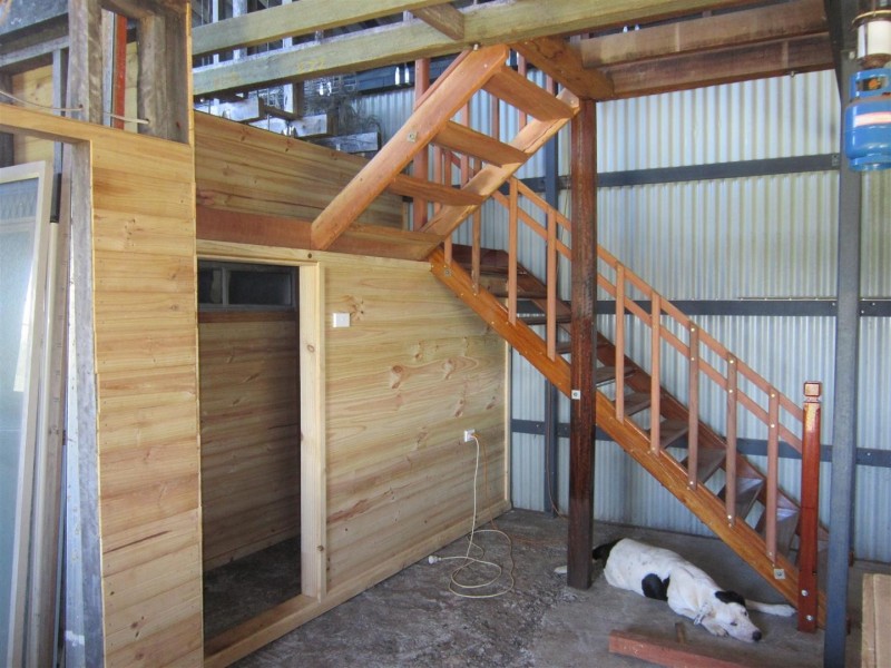 12 Whitely Street, Mount Morgan QLD 4714