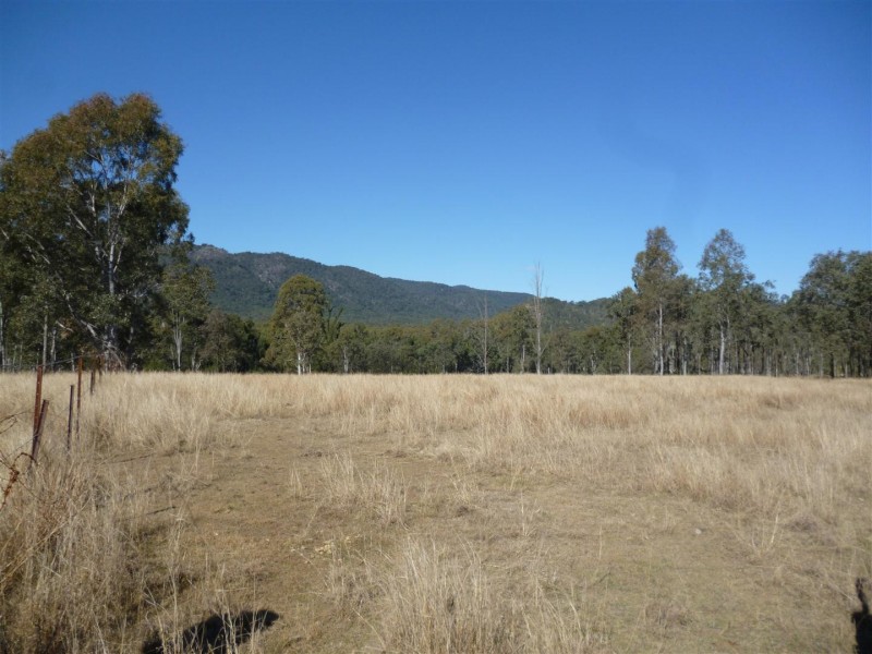941 Dalga Road, Boyne Valley QLD 4680