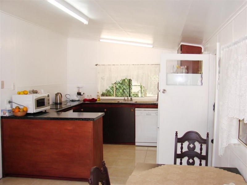 50725 Burnett Highway, Mount Morgan QLD 4714