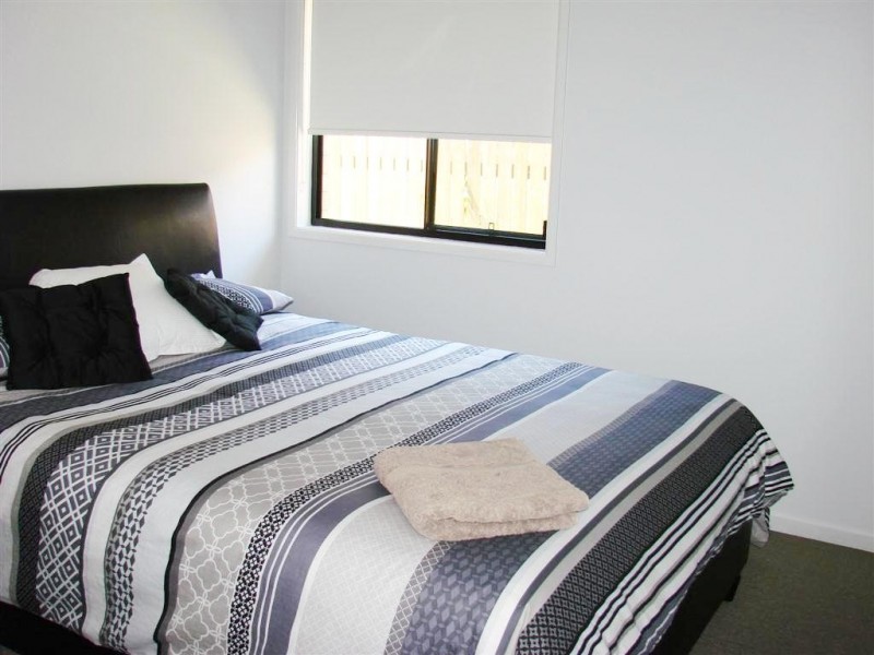 Unit 2/31 Leichhardt Drive, Gracemere QLD 4702