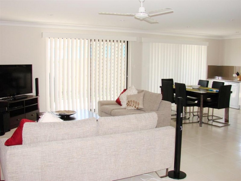 Unit 2/31 Leichhardt Drive, Gracemere QLD 4702
