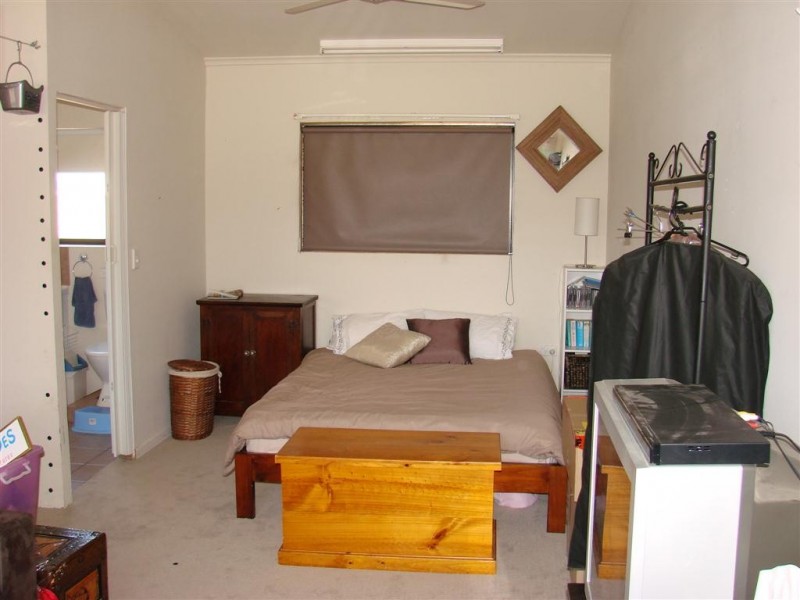 99 Washpool Road, Gracemere QLD 4702