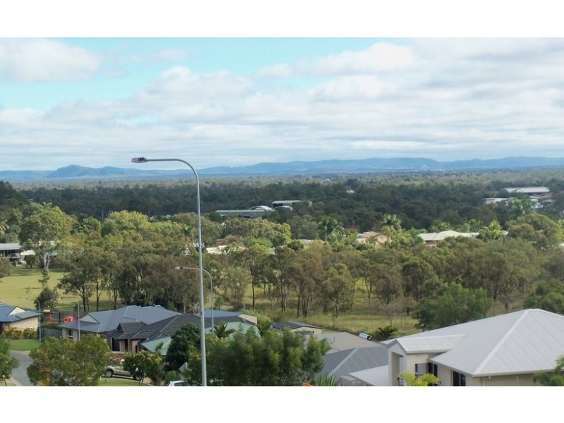 10 Connemara Drive, Kawana QLD 4701