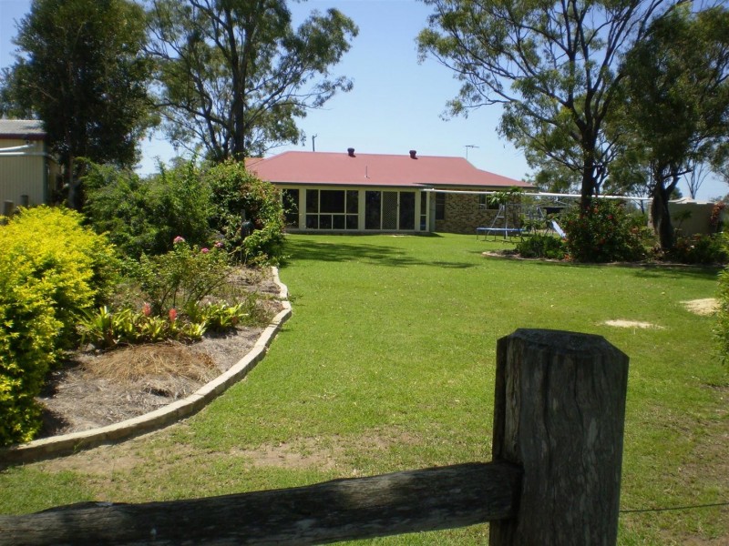32 Rayner Road, Alton Downs QLD 4702