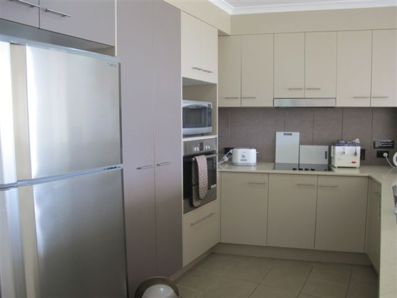 302/6 “The Rocks” Victoria Parade, Rockhampton City QLD 4700