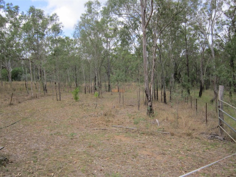 1 Cooks Road, Mount Morgan QLD 4714