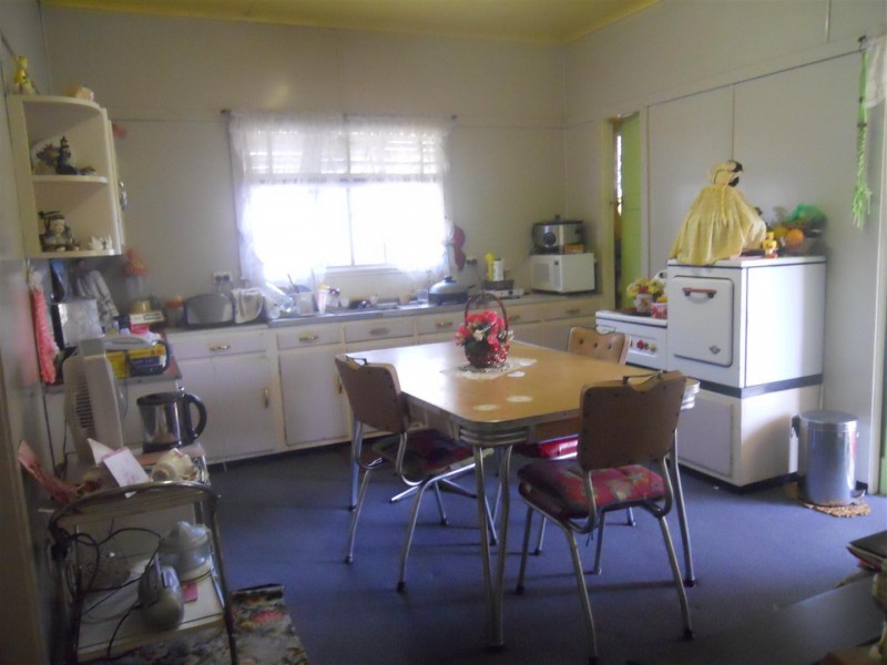 13 Luck Avenue, Wandal QLD 4700