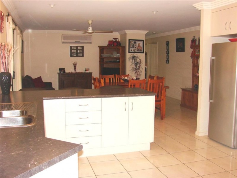 38 Stover Street, Gracemere QLD 4702