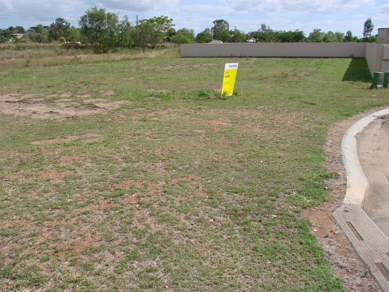 8 Alexander Court, Gracemere QLD 4702