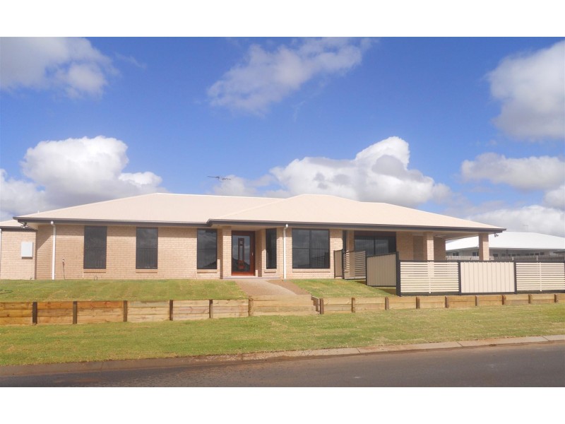 5 Violet Drive, Gracemere QLD 4702