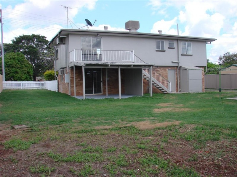 4 Cassar Street, Gracemere QLD 4702