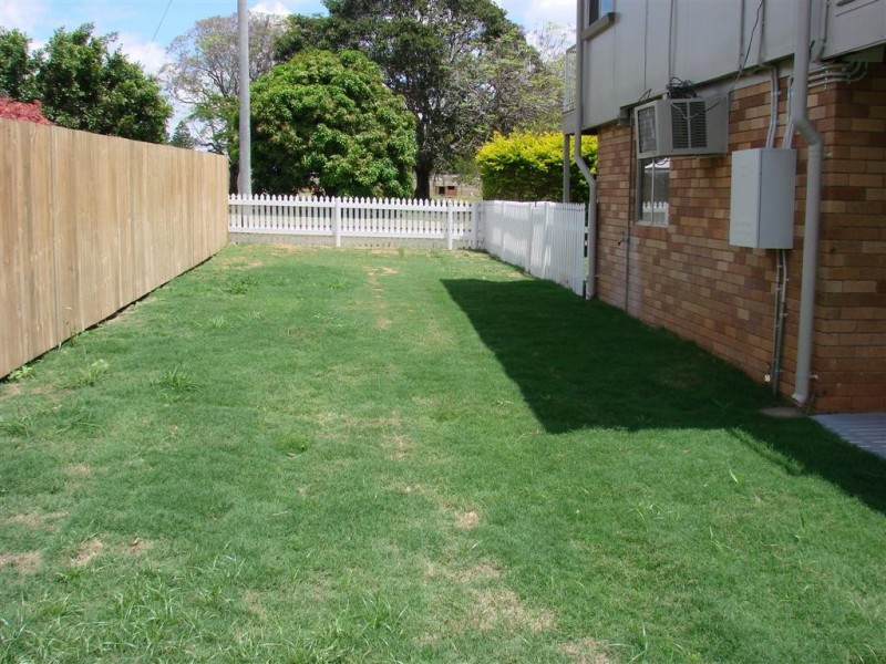 4 Cassar Street, Gracemere QLD 4702