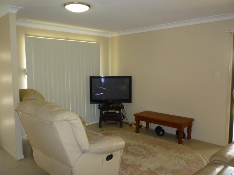 64 Jamie Crescent, Gracemere QLD 4702