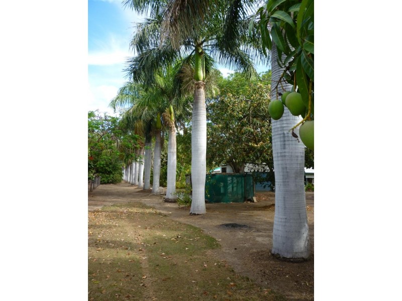 52739 Burnett Highway, Bouldercombe QLD 4702