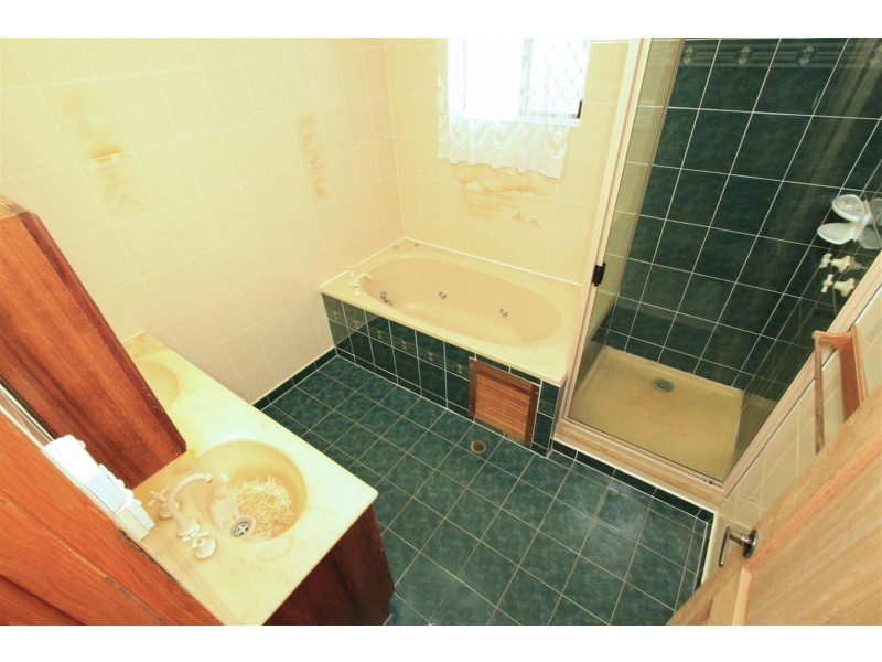 20 Gremalis Drive, Parkhurst QLD 4702