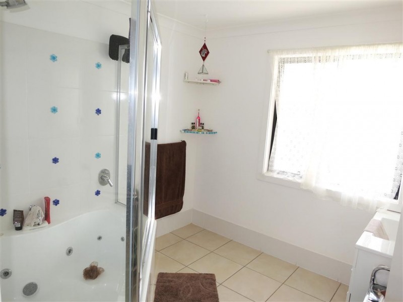 4 Conway Court, Gracemere QLD 4702