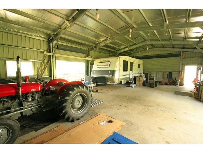 135 Stewart Street, Gracemere QLD 4702