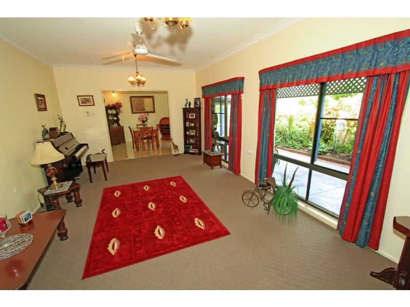 135 Stewart Street, Gracemere QLD 4702