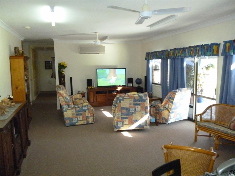 135 Stewart Street, Gracemere QLD 4702