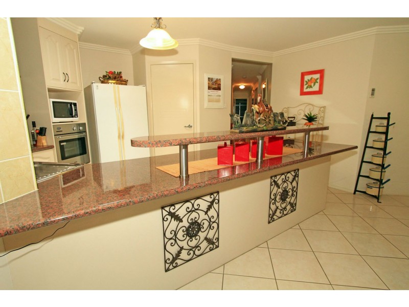 7 Davies Avenue, Gracemere QLD 4702