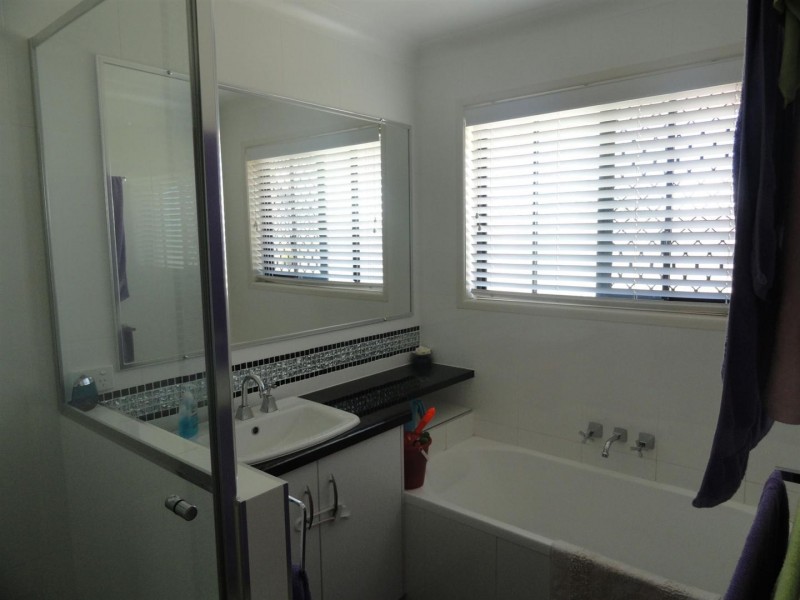 11 Corella Drive, Gracemere QLD 4702
