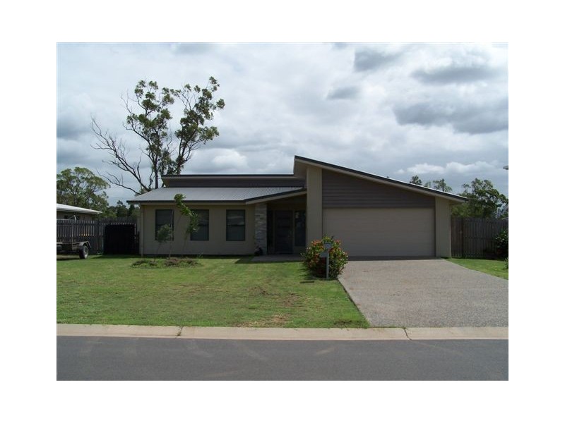 6 Owen Avenue, Gracemere QLD 4702