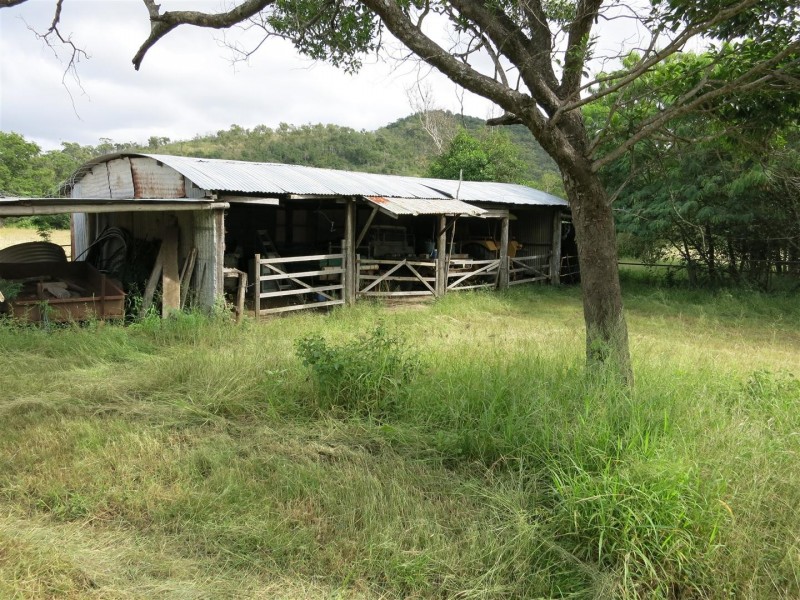 “Glencoe” Atkinson Road, The Caves QLD 4702