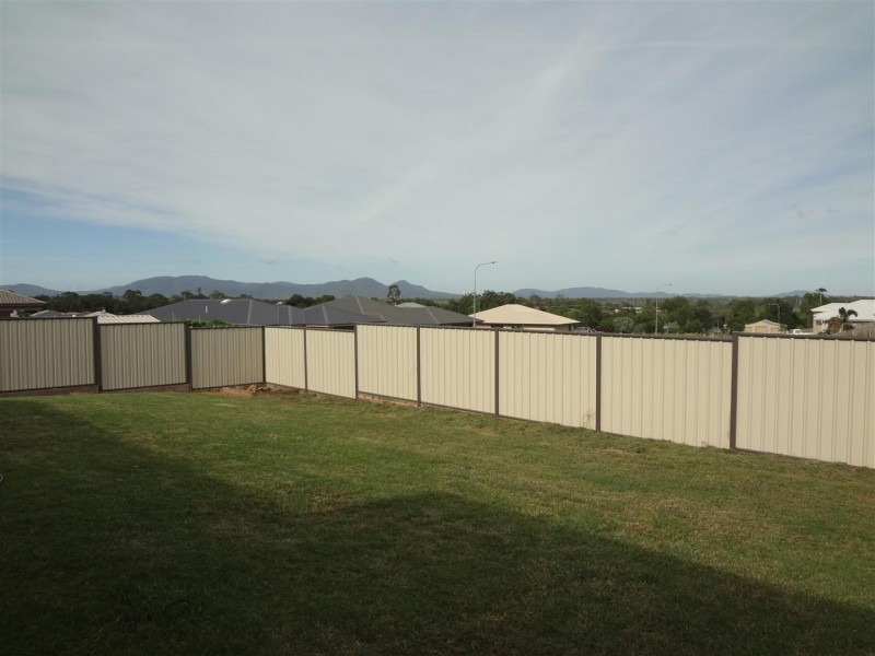 22 Broadhurst Drive, Gracemere QLD 4702