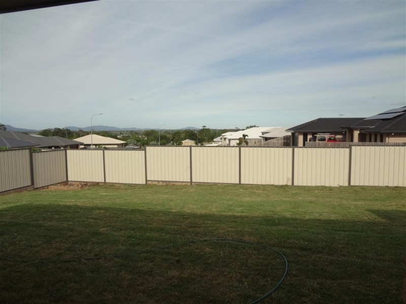 22 Broadhurst Drive, Gracemere QLD 4702