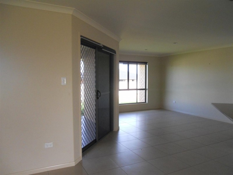 22 Broadhurst Drive, Gracemere QLD 4702
