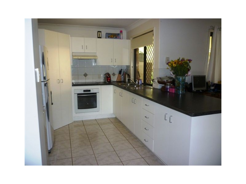 3 Lorraine Court, Gracemere QLD 4702